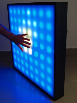 Interaktywny panel LED do terapii świetlnej  SNOEZELEN  66x66cm.