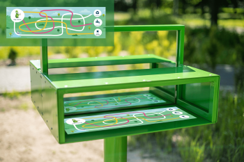 Park Doświadczeń i Edukacji  -  LUSTRZANY LABIRYNT  Dbaj o Ziemię