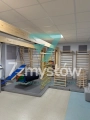 System belkowy STRATO-19 – podwieszana platforma i siatka wspinaczkowa w sali SI